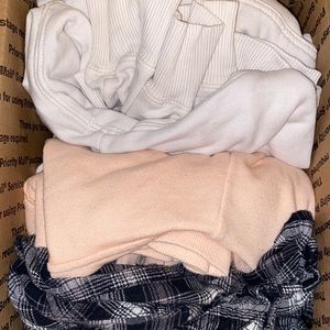 Small Clothing Bundle!!